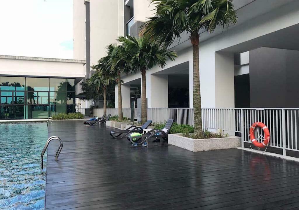 Skyloft Muslim Suite Johor Bahru Eksteriør billede