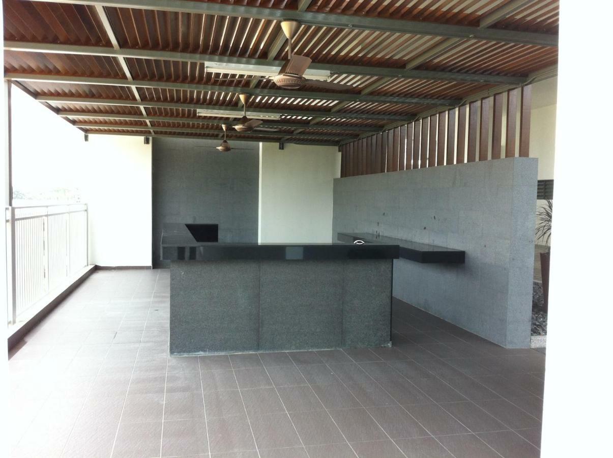 Skyloft Muslim Suite Johor Bahru Eksteriør billede