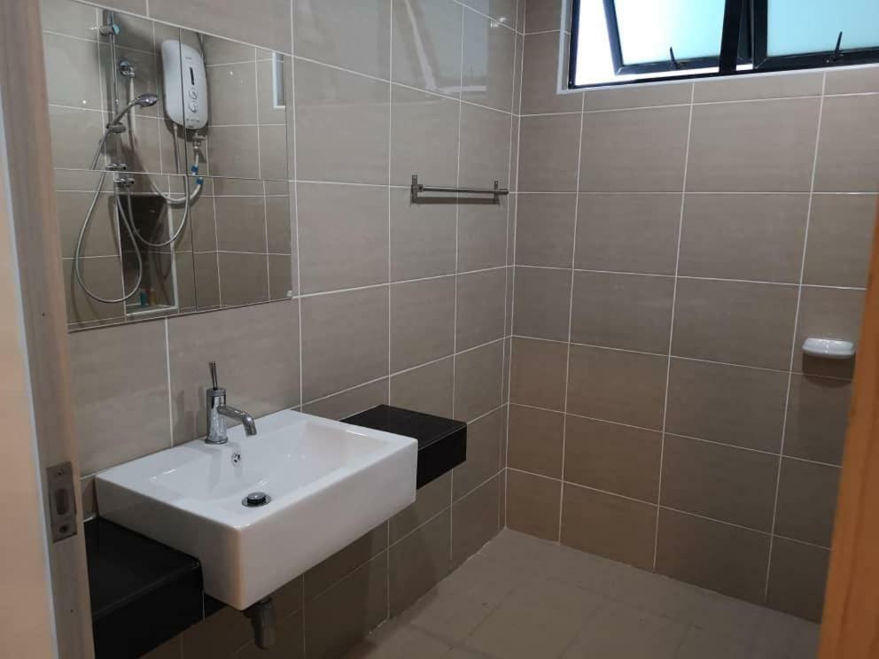 Skyloft Muslim Suite Johor Bahru Eksteriør billede